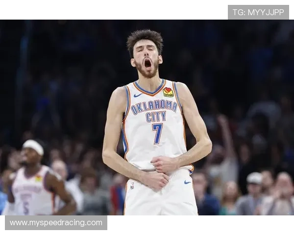 霍姆格伦背伤管理,雷霆内线轮换遇考验 霍姆格伦背伤管理,雷霆内线轮换遇考验