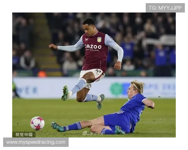 阿斯顿维拉客场2-1战胜利兹联，摩根-罗杰斯任意球绝杀