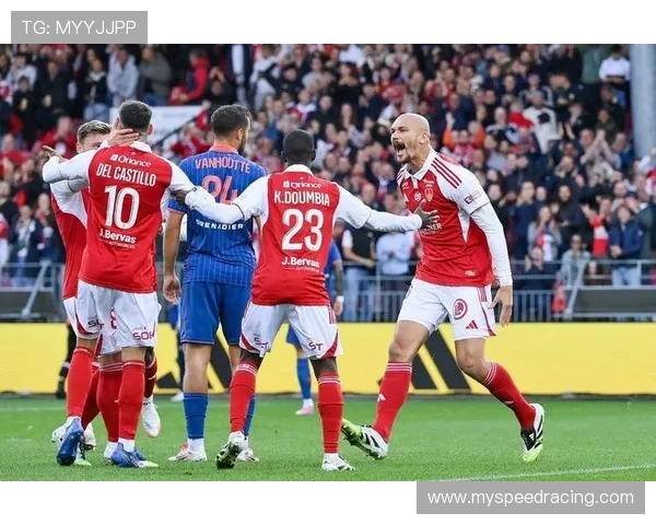 阿森纳2-0布伦特福德,主场连胜继续领跑英超 阿森纳2-0布伦特福德,主场连胜继续领跑英超